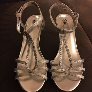 Women's dress shoes size 7