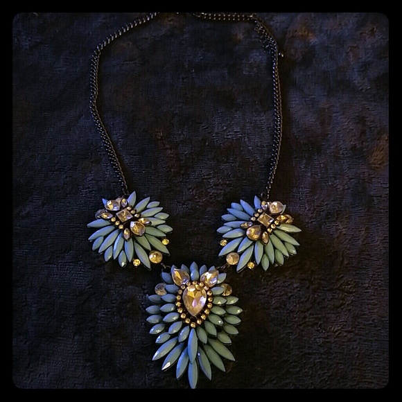 Faux turquoise and Crystal necklace