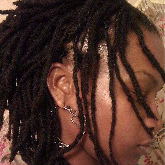 Meet your Posher, April