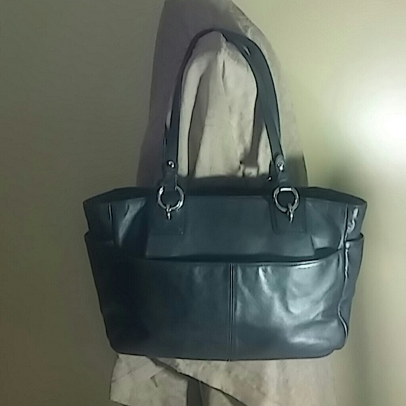 * sold* Black Leather Coach purse - Picture 2 of 4