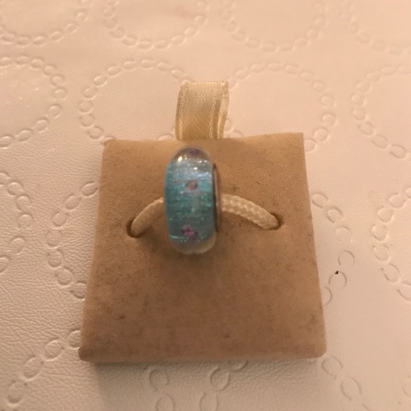 Chamilia Bead