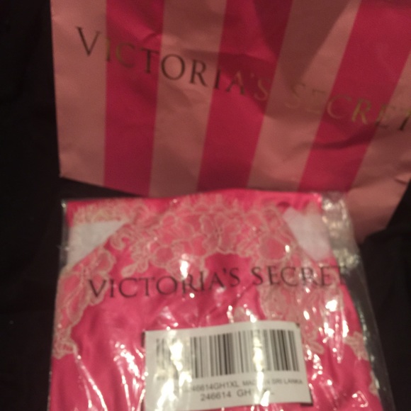 New Victoria's Secret's nightgown