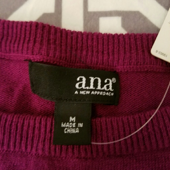 a.n.a Raspberry Sweater nwt - Picture 2 of 3