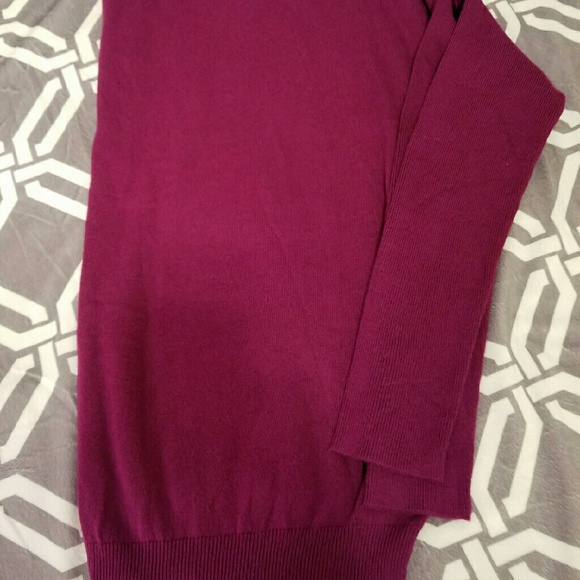 a.n.a Raspberry Sweater nwt - Picture 3 of 3