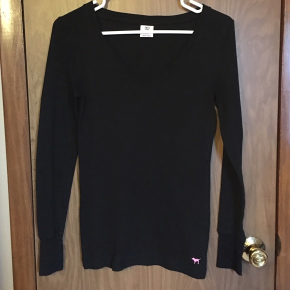 Victoria's Secret PINK V neck tee