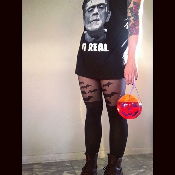 Meet your Posher, Amber - Picture 3 of 7