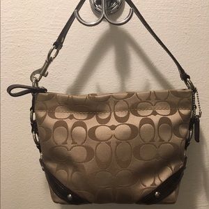 Great Coach handbag - tan with leather strap