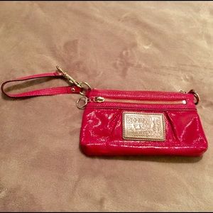 Coach Bags - Coach Patent Leather Wristlet Coach Bags - Coach Patent Leather Wristlet