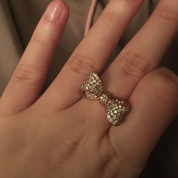 Jared's 18k Bow Ring.