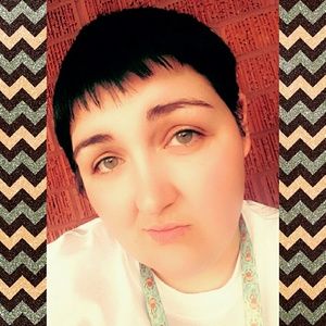 Meet your Posher, Kendra