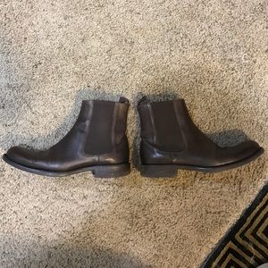 Banana Republic Chelsea Boots