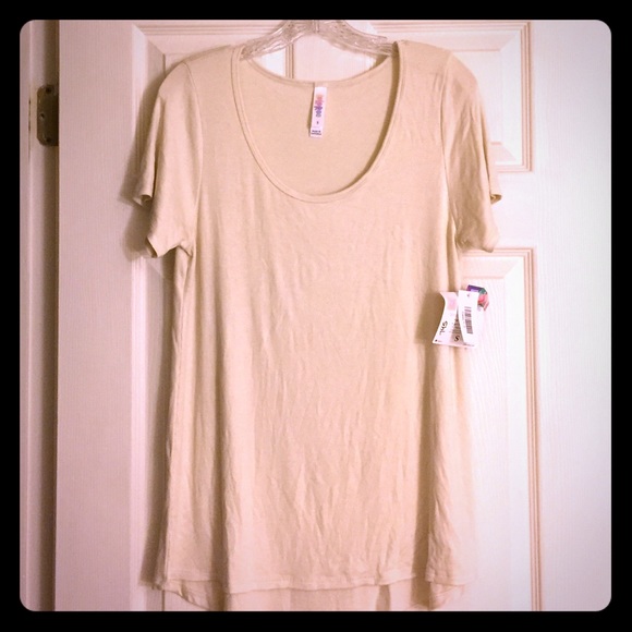 Lularoe classic tee