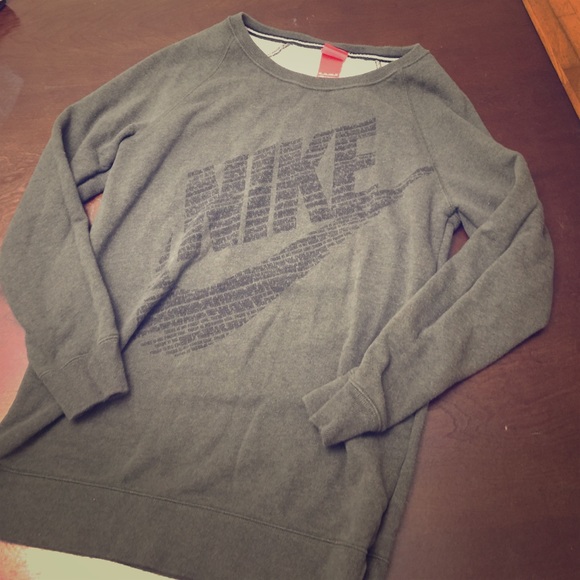 Nike sweatshirt