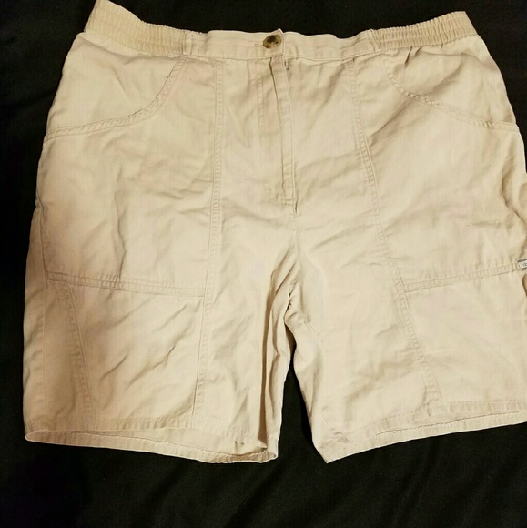 Khaki Material Shorts