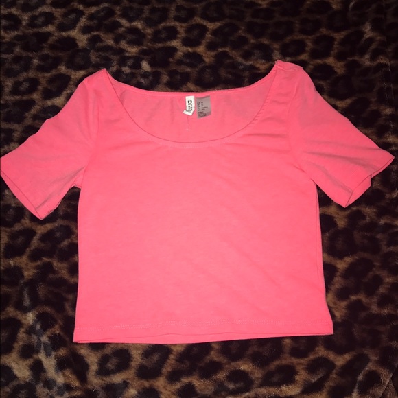 NWOT SEXY HOT PINK CROP TOP