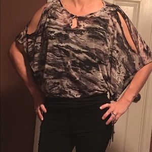 Jennifer Lopez Flowy Top. X-Small.
