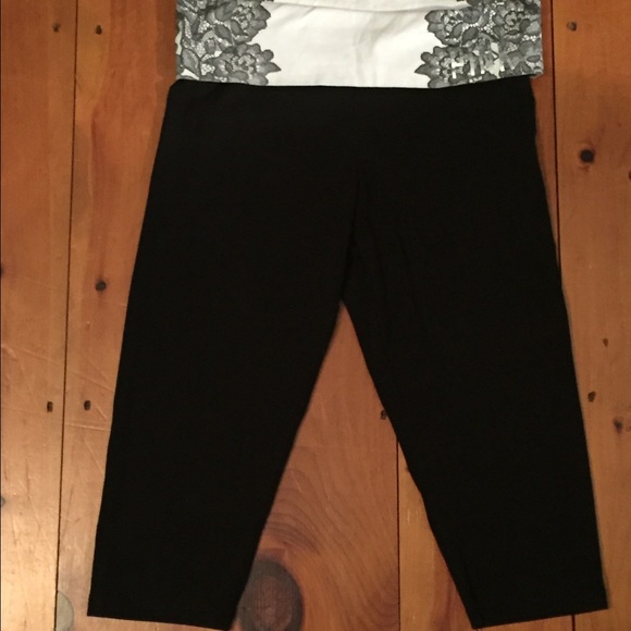 PINK Victoria's Secret Pants - VICTORIA'S SECRET: PINK Yoga Capri