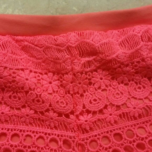 Pink Lace Shorts - Picture 2 of 2