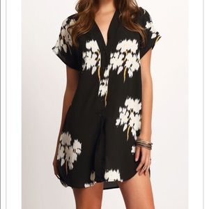 Floral dress with pockets