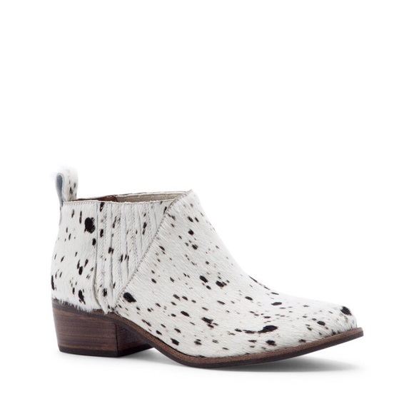 Free People Shoes - ✨New✨[Matisse] Spotted Haircalf Ankle Bootie NWOT