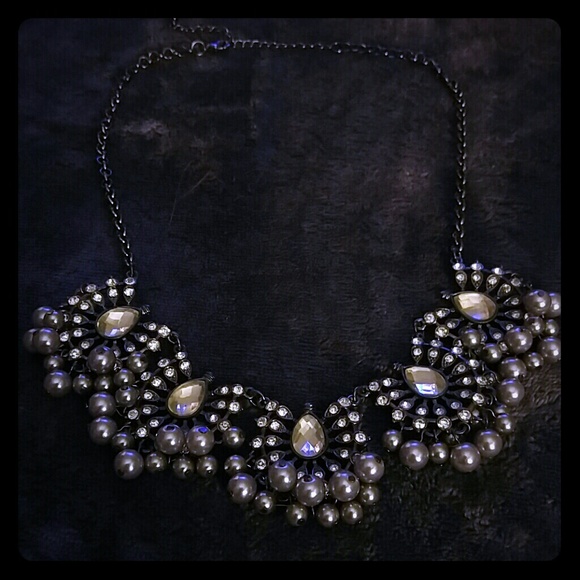 Faux Pearl statement necklace