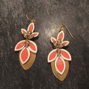 Stella and Dot hibiscus earrings
