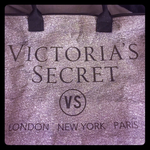 Victoria's Secret Weekender
