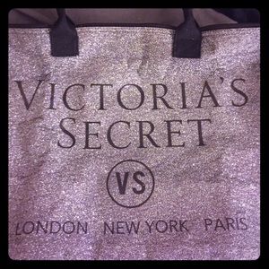 Victoria's Secret Weekender