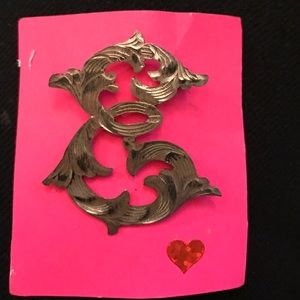 Vintage sterling silver E pin