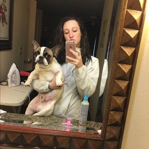 Meet your Posher, Emma