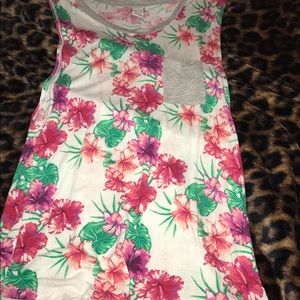 NEW FLORAL TANK TOP