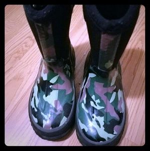 Rain boots