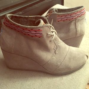 TOMS booties