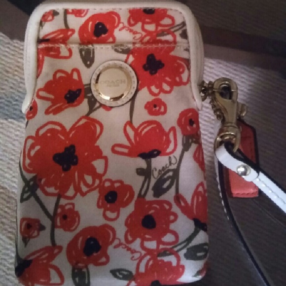 Authentic Coach wristlet set - Picture 4 of 4