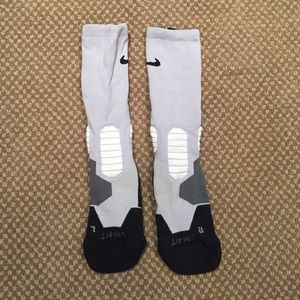 Nike Elites