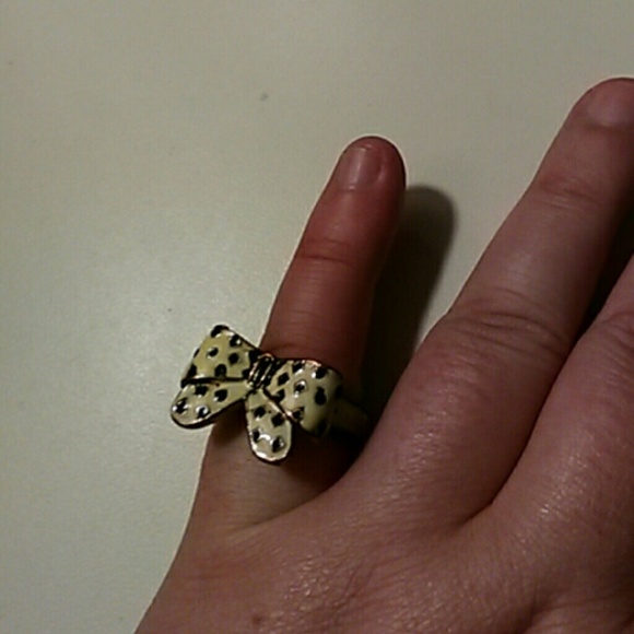 Cute betsey johnson ring