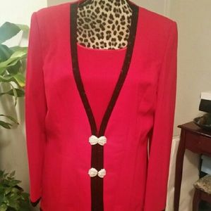 Knit suit