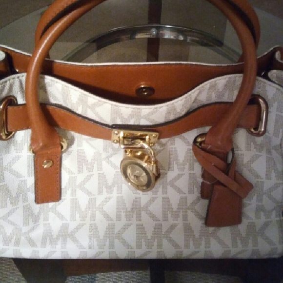 Authentic Michael Kors bag - Picture 1 of 2
