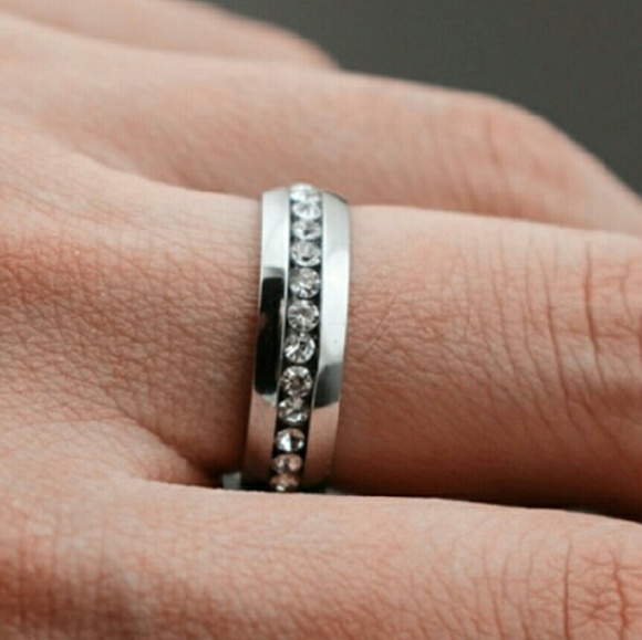 White Gold Ring Surrounded in Diamonds💎 - Picture 2 of 4