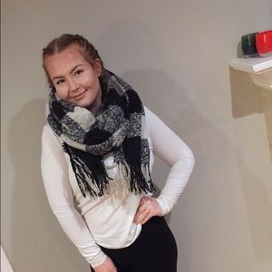 Meet your Posher, Katla