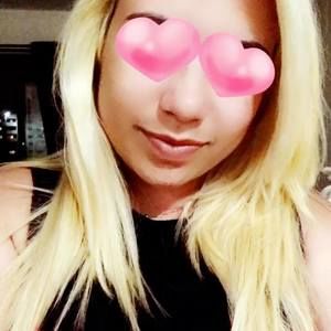 Meet your Posher, Daniela