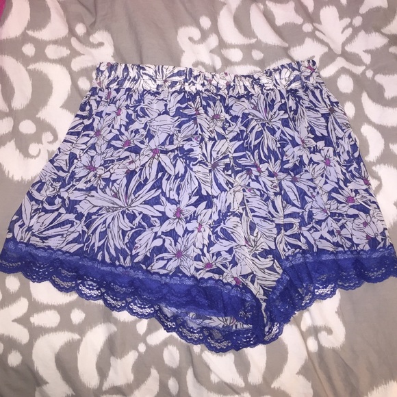 Lush chiffon shorts