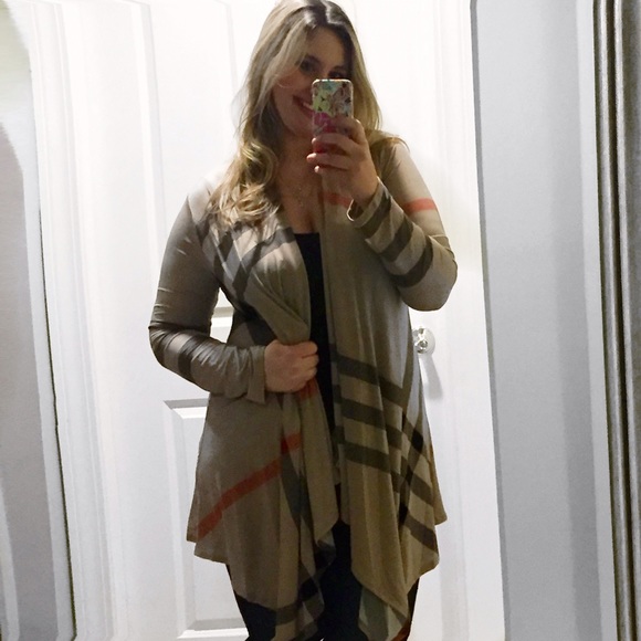2x3x Mocha Plaid Draped Cardigan | Poshmark
