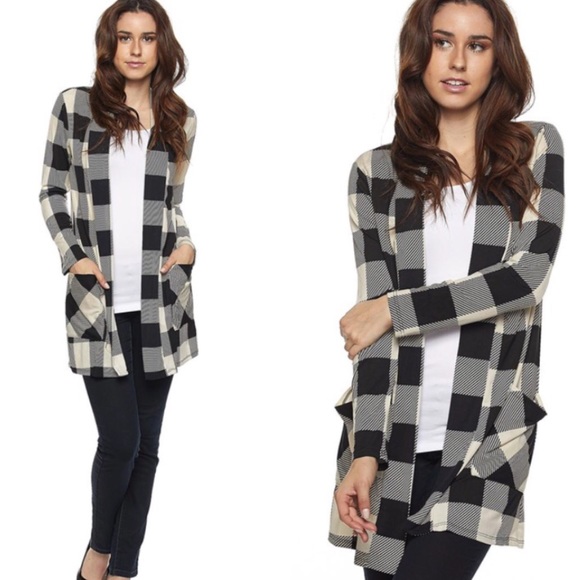 Sweaters - Last 1!Small Black White Plaid Pocket Cardigan