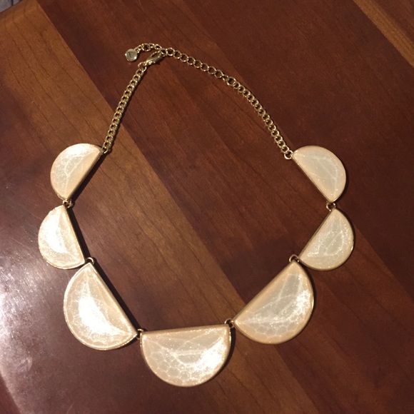 White statement necklace