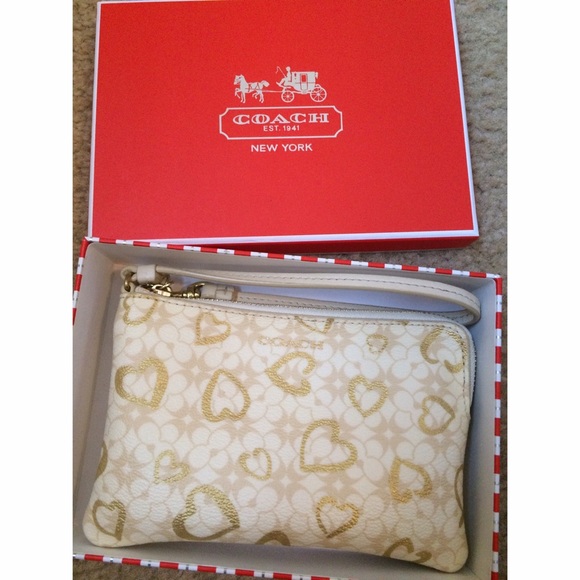 Coach Handbags - Coach Wristlet