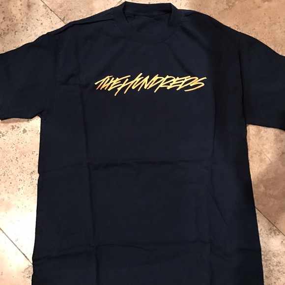 Hundreds tee