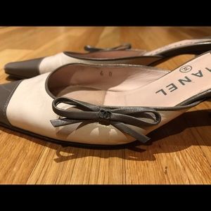 Pink and grey leather Chanel classic mule