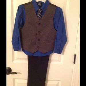 Boys 4-piece Suit Set