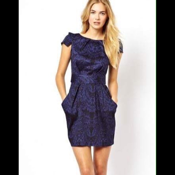 ASOS Dresses & Skirts - ASOS closet tie back dress 💃🏻